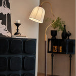 アンティーク調 フロアランプ 布シェード スタンドライト北欧 間接照明 レトロインテリア 寝室 リビング