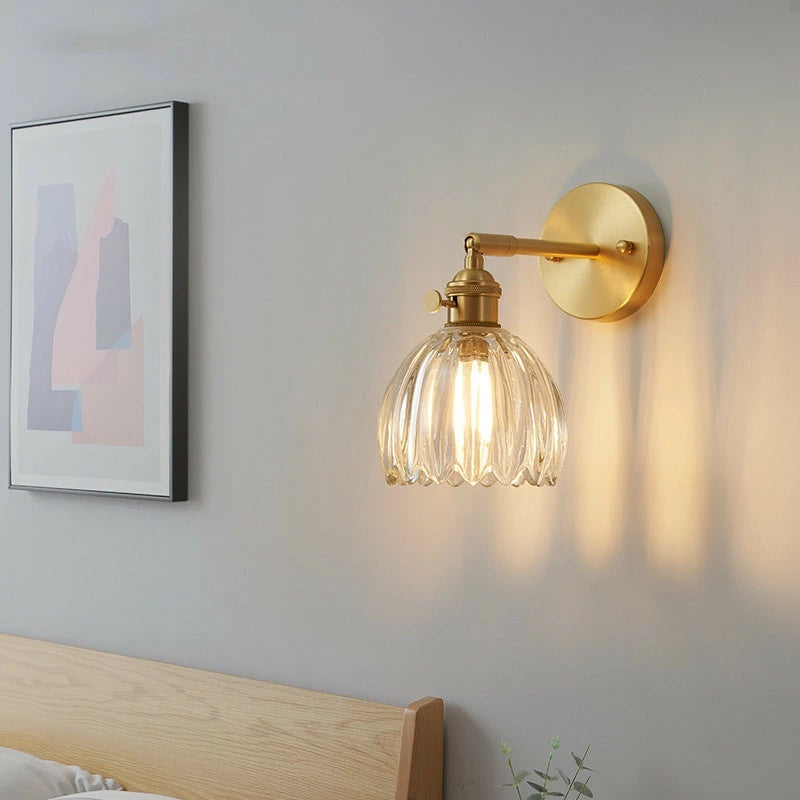 ガラスシェード付き 1 灯ブラケットライト 北欧風エレガント壁掛け照明
