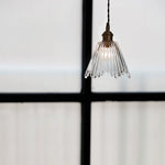 ペンダントライト 北欧 ガラス リブ／格子デザイン おしゃれ 1灯 真鍮 アイアン E26 LED対応 ダイニング モダン シンプル玄関 リビング 寝室 キッチン