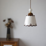 ペンダントライト 北欧 陶器 ダイニング 1灯 E26口金 LEDレトロ シンプル デザイン 天井照明 キッチン 引っ掛け ダクトレール 可愛い 瓷器 陶磁 ホワイト
