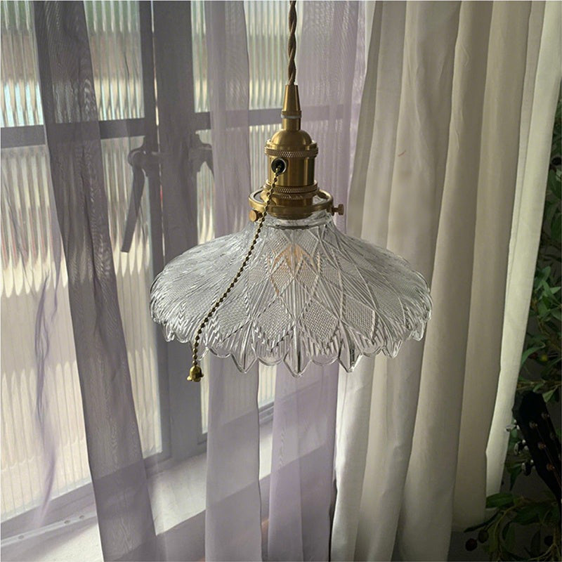 ペンダントライト 吊下げ灯 ダイニング 北欧 ガラス 花びら 1灯 E26 LED電球対応 レトロ リビング トイレ 寝室 洗面所 キッチン 食卓 可愛い 階段 クリア