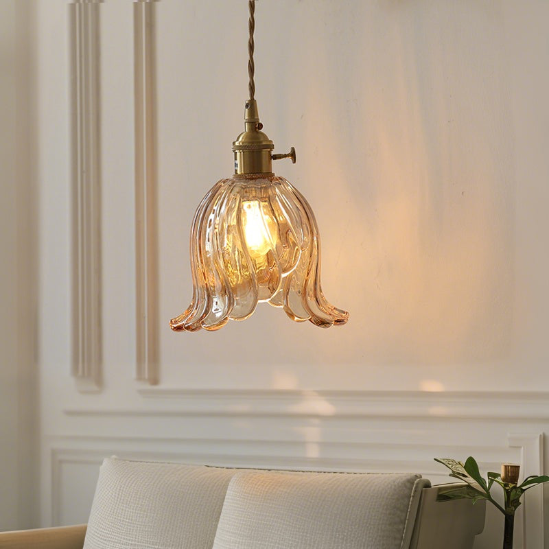 ペンダントライト 吊下げ灯 花びら 北欧 ガラス 木 1灯 E26 LED対応 モダン レトロ デザイン 天井照明 ダイニング 玄関 リビング トイレ 寝室 キッチン 食卓 可愛い 階段 グリーン クリア アンバー